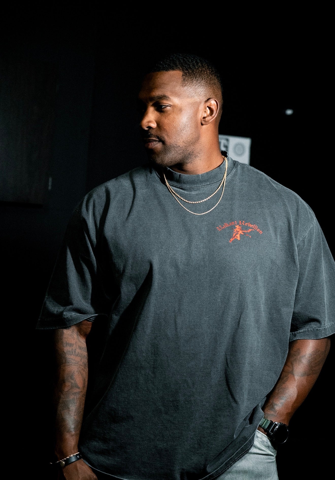 Gunslinger Tee - Shadow x Red